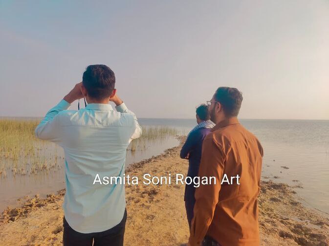 People watch birds in Chhari-Dhandh